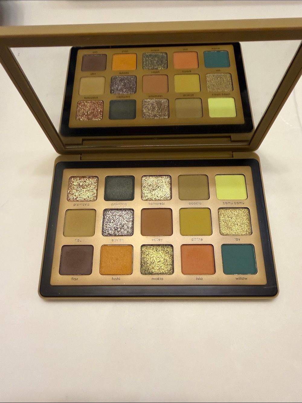 Natasha Denona yucca Eyeshadow Palette - Green & Gold Tones